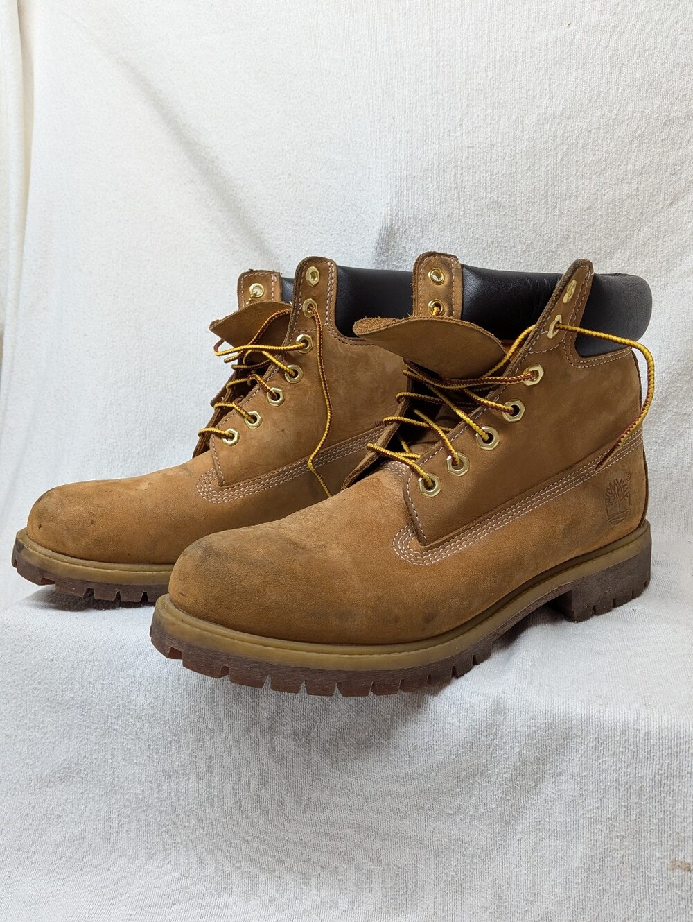 Men's Timberland Classic 6 Inch Waterproof Boot, Size 8.5, Wheat